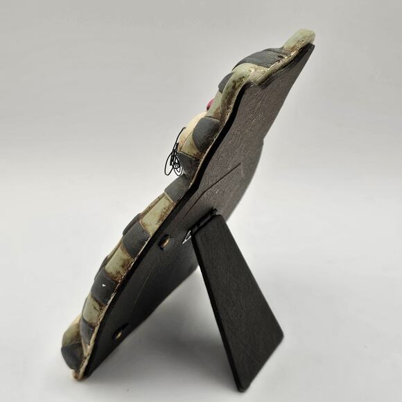 Folk-Art Inspired Whimsical Cat Picture Frame - Cheshire Photo Cat Frame - Picture 3 of 4